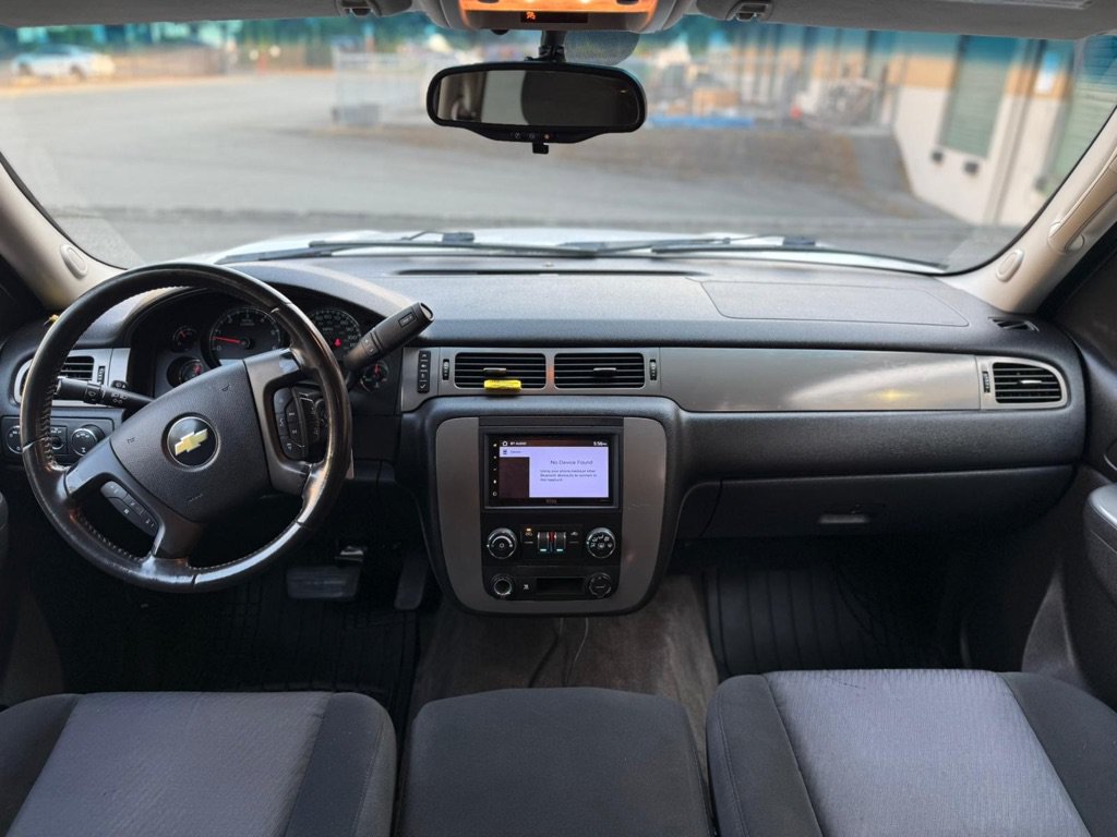 Used 2010 Chevrolet Avalanche LS AWD/4WD image 15