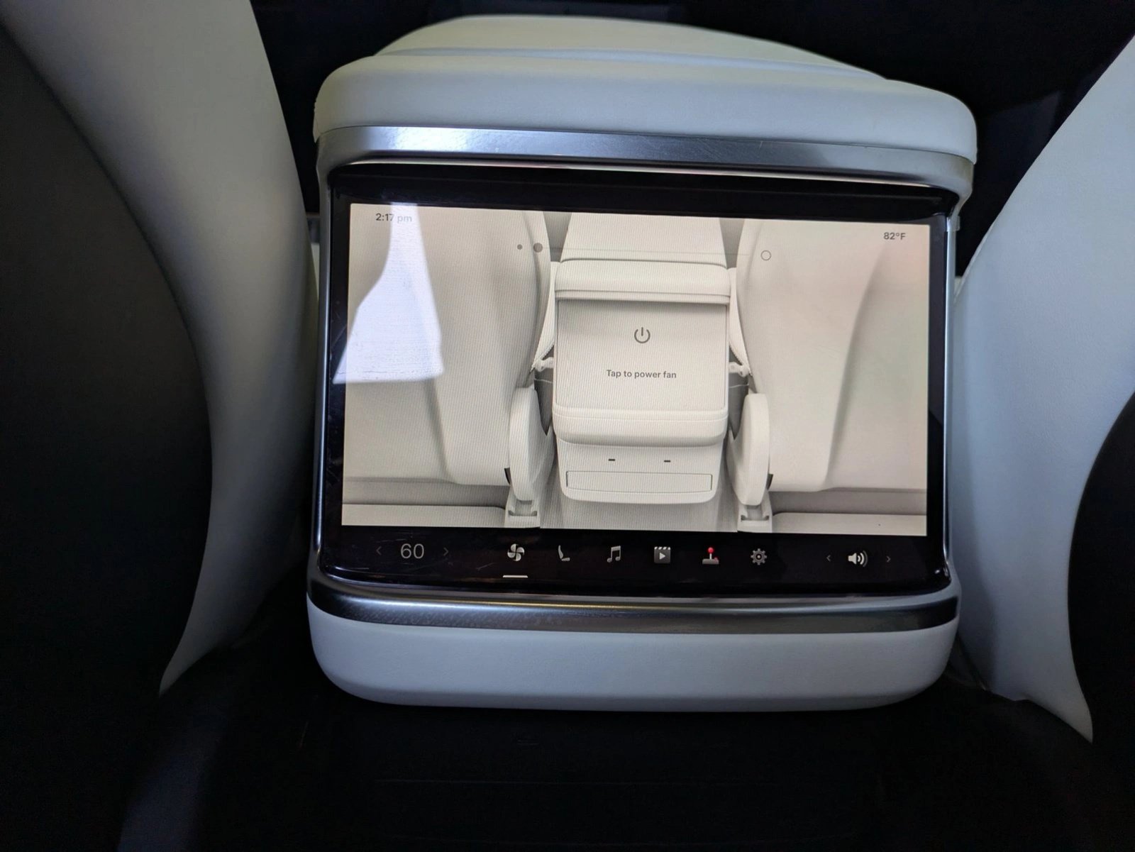 Used 2023 Tesla Model X AWD/4WD image 17