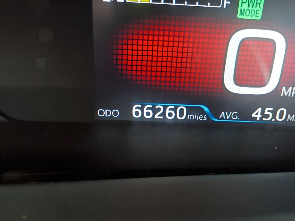 Used 2017 Toyota Prius Three w/ Advanced Technology Package FWD image 14