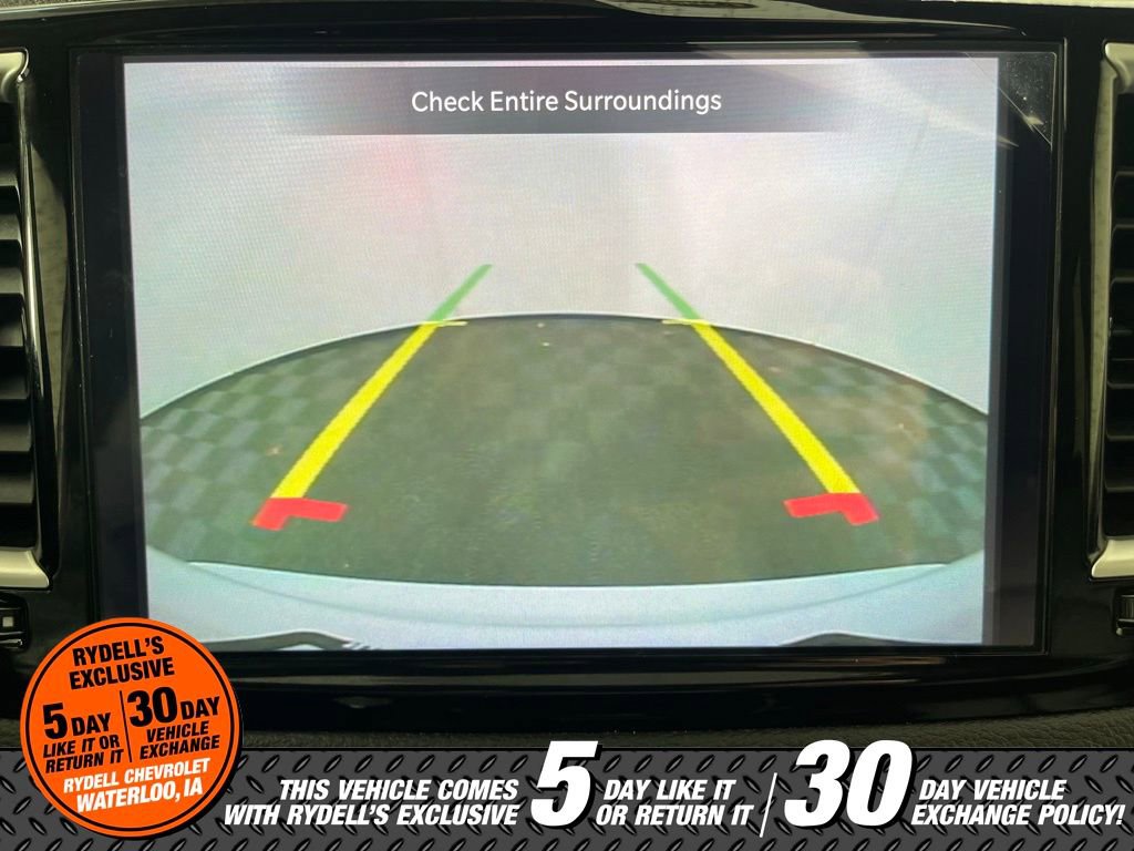 Used 2022 Chrysler Pacifica Touring-L image 30