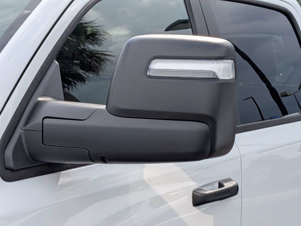 New 2026 RAM 1500 Express AWD/4WD image 11