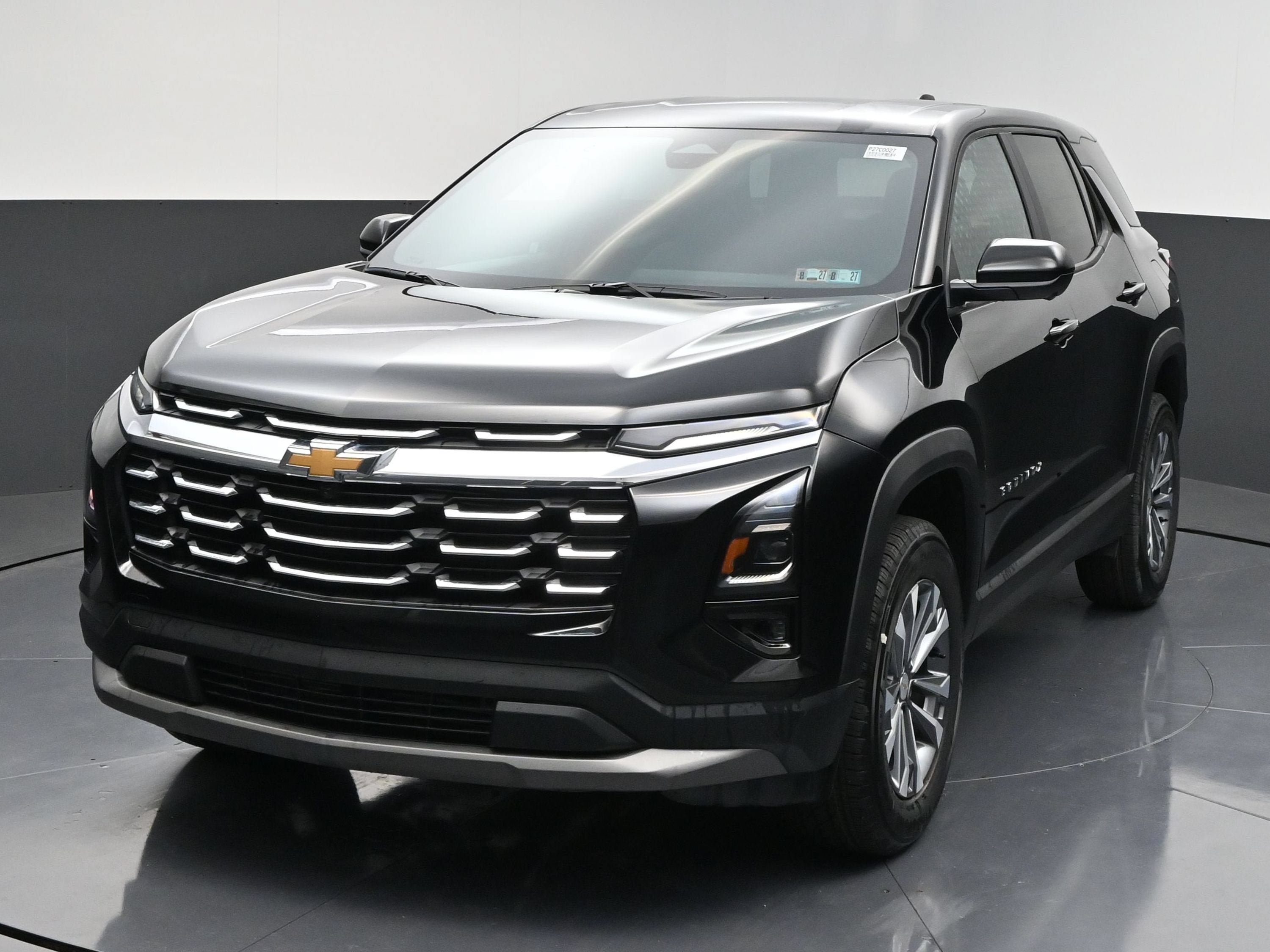 New 2027 Chevrolet Equinox LT w/ Convenience Package II FWD image 4