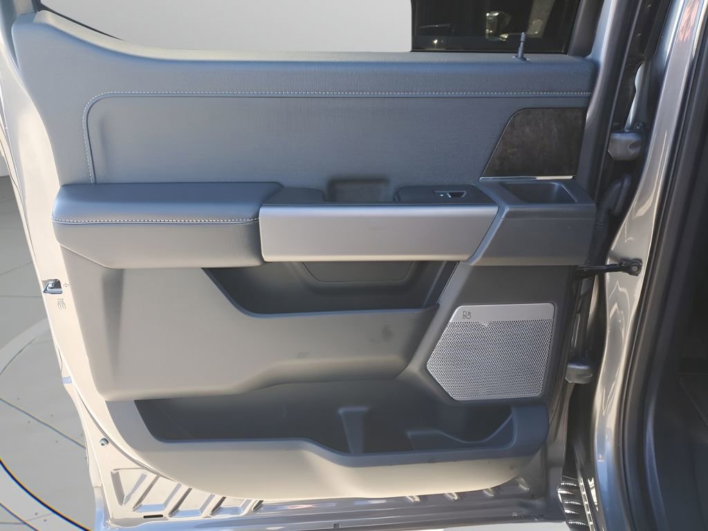 Used 2024 Ford F250 Lariat image 17