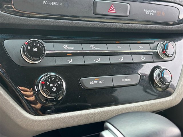 Used 2020 Kia Sedona EX image 27