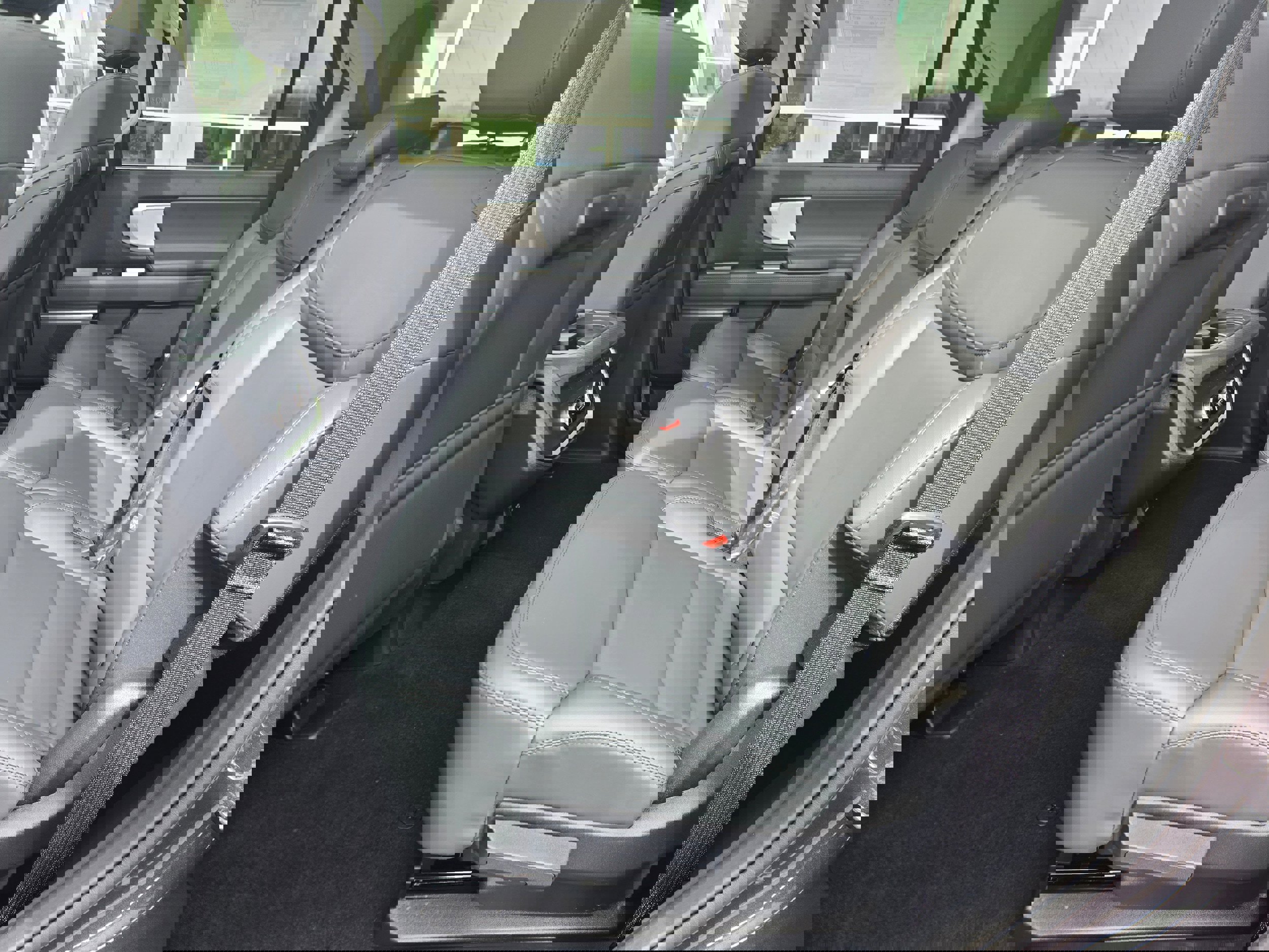 New 2026 Ford Expedition Active AWD/4WD image 14