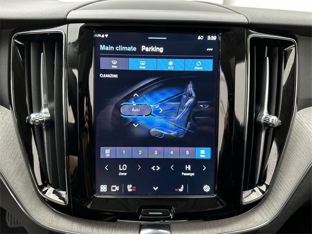 Certified 2025 Volvo XC60 B5 Plus w/ Climate Package image 19