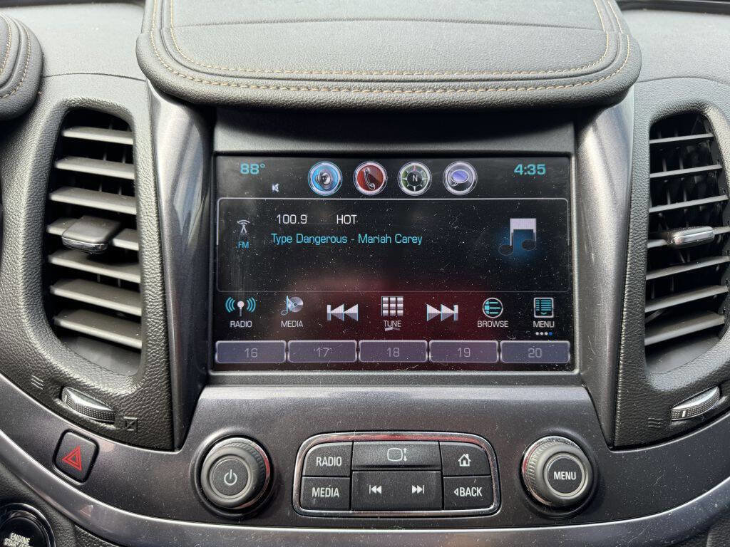 Used 2018 Chevrolet Impala LT image 17