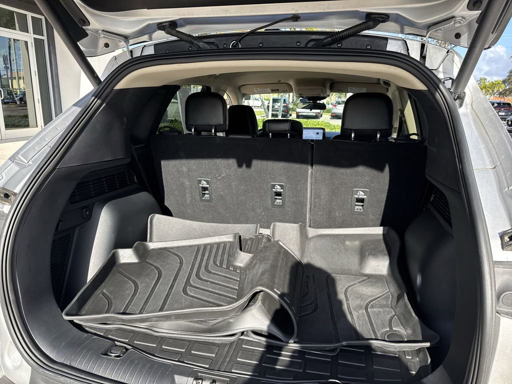 Used 2020 Ford Escape SEL image 59