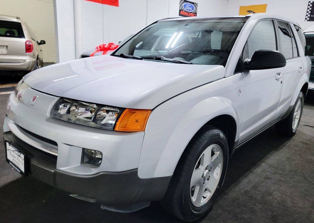 Used 2004 Saturn Vue 2WD V6 w/ Safe & Sound Pkg image 4