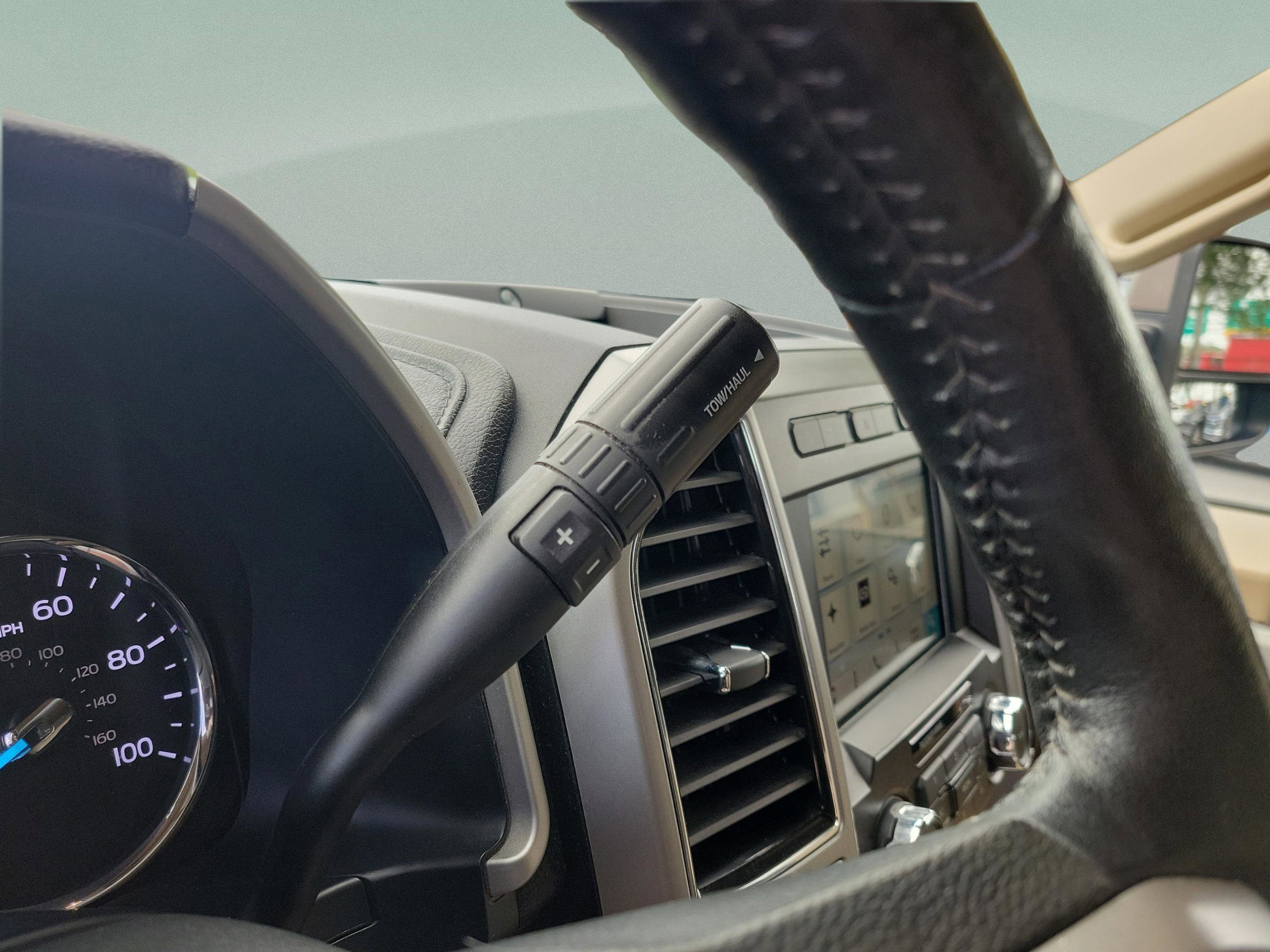 Used 2019 Ford F250 Lariat w/ Lariat Ultimate Package AWD/4WD image 23