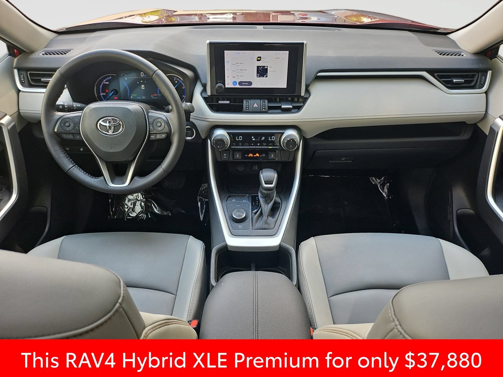 Used 2023 Toyota RAV4 XLE Premium AWD/4WD image 16