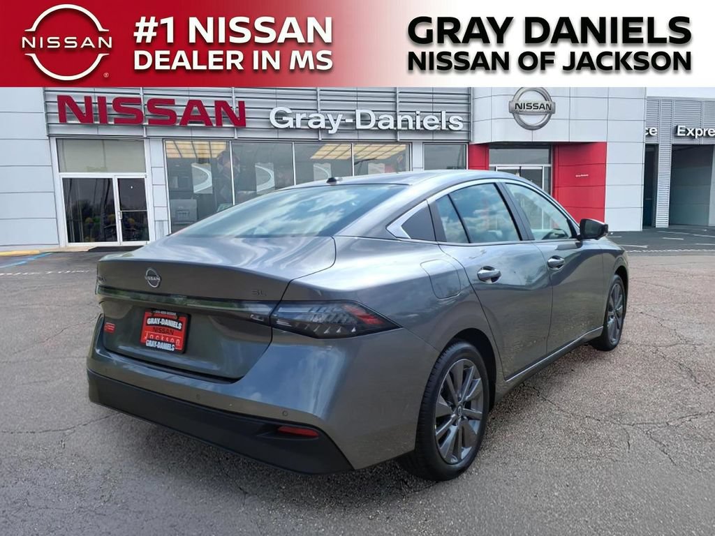 New 2026 Nissan Sentra SL w/ Floor Mat Package FWD image 7