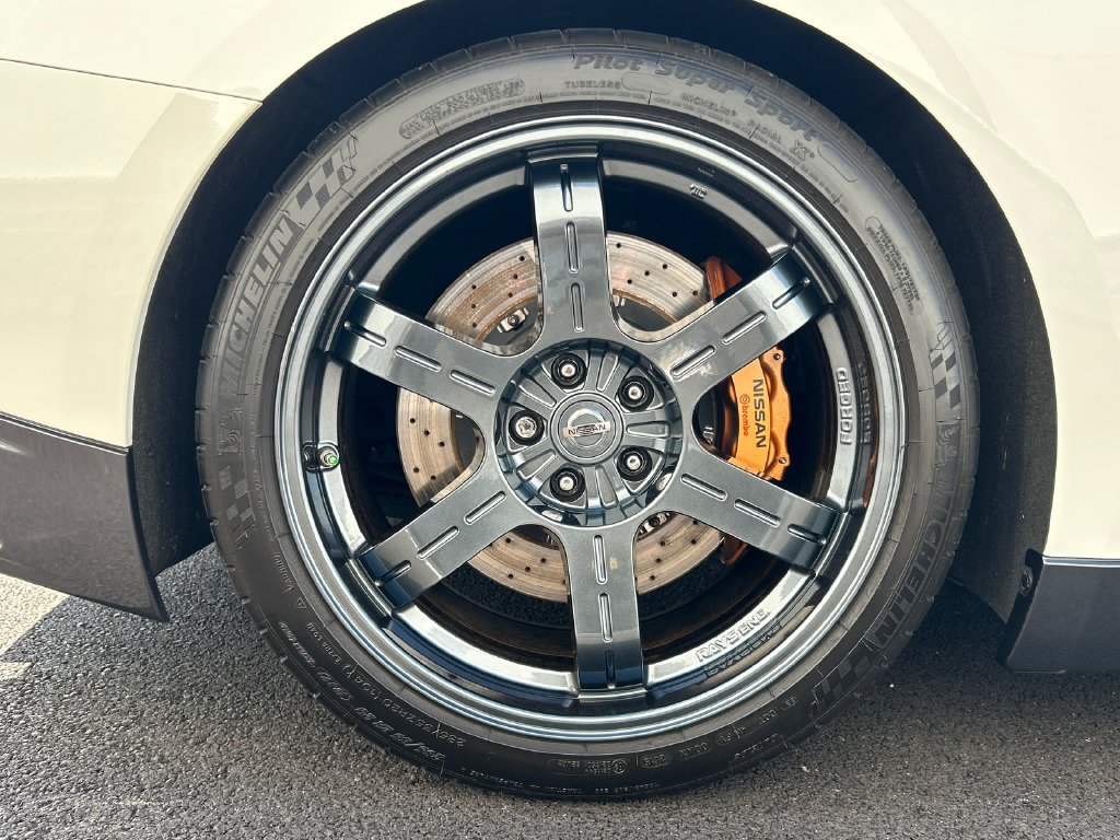 Used 2015 Nissan GT-R Black Edition AWD/4WD image 27