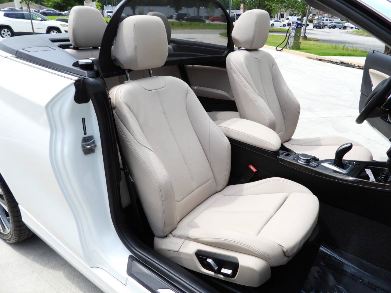 Used 2017 BMW 230i Convertible RWD image 41