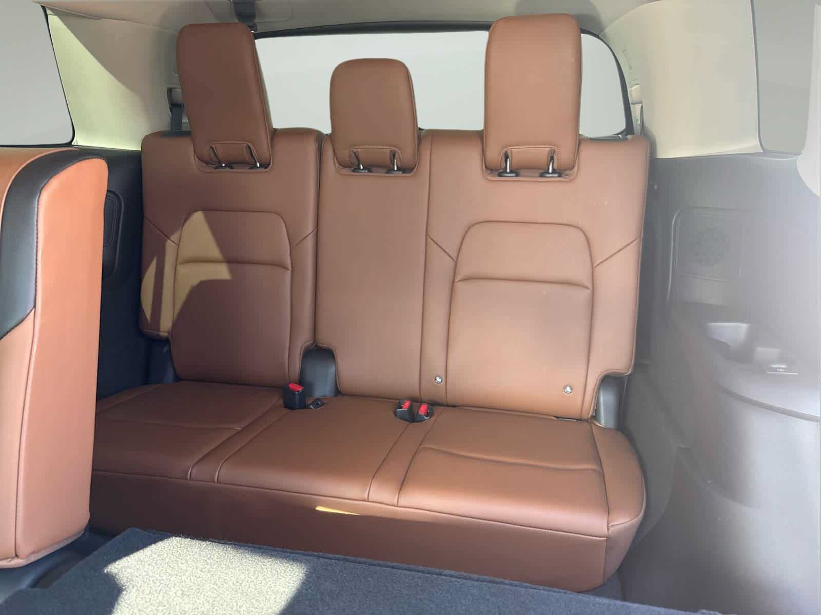 Used 2025 Nissan Pathfinder Platinum w/ Cargo Package FWD image 13
