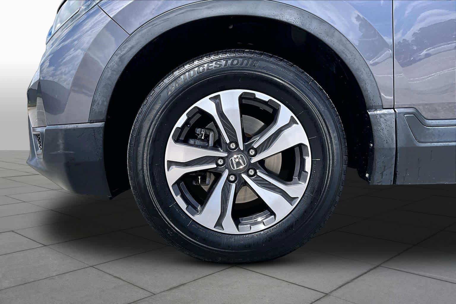 Used 2019 Honda CR-V LX image 11