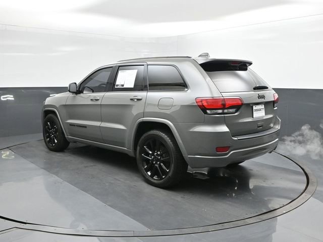 Used 2021 Jeep Grand Cherokee Laredo X image 5