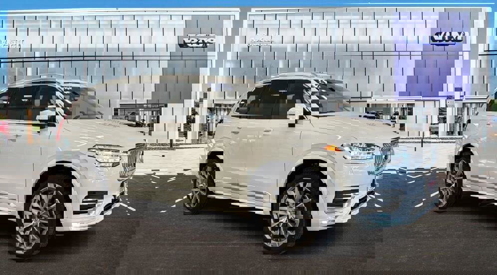 Used 2024 Volvo XC90 B6 Plus w/ Protection Package Premier