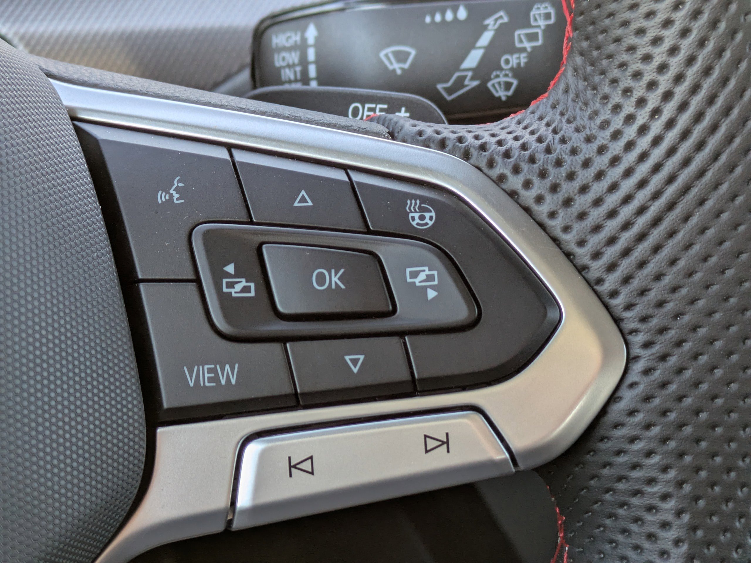 New 2025 Volkswagen GTI SE image 28