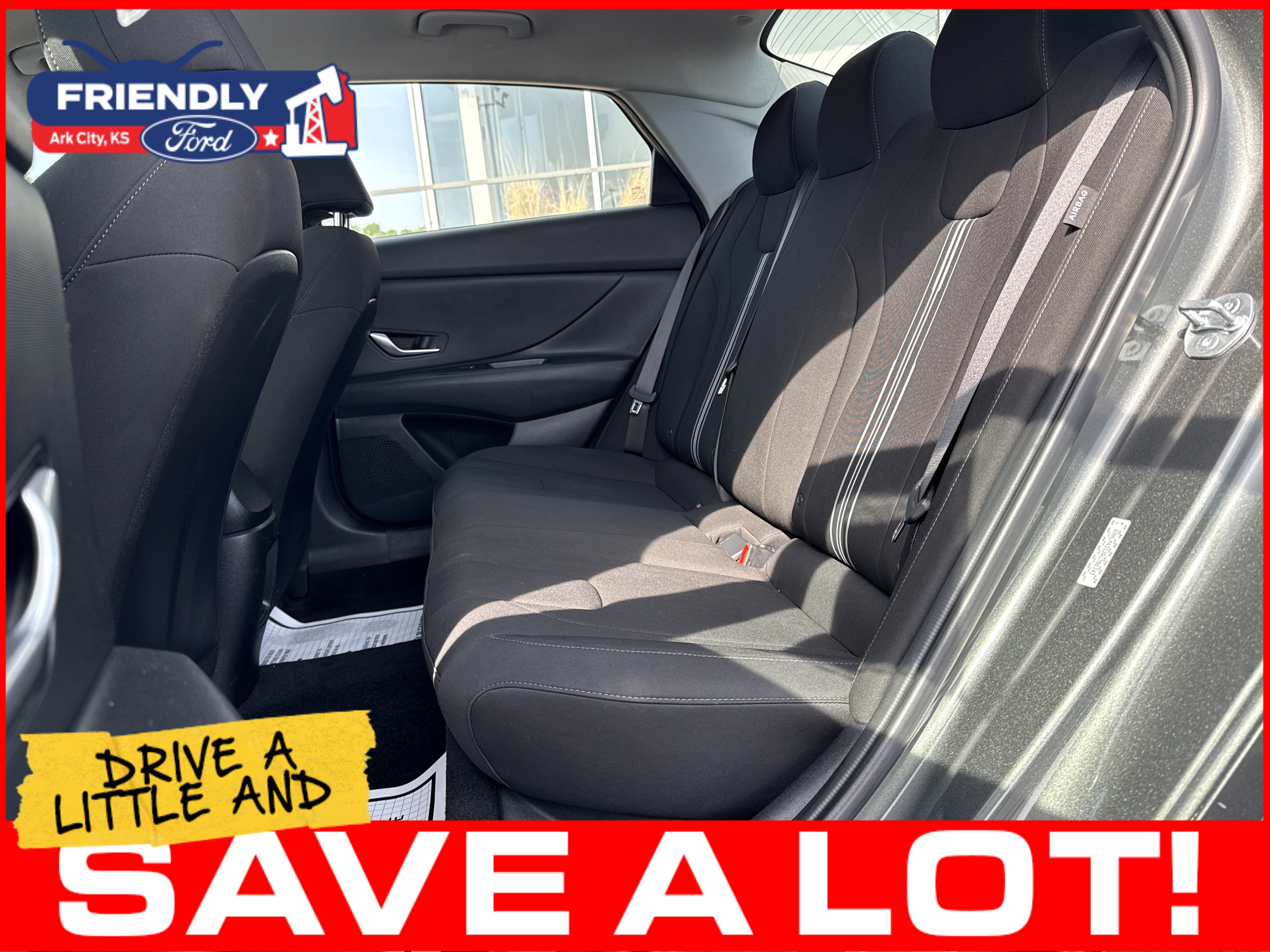 Used 2024 Hyundai Elantra SEL FWD image 18