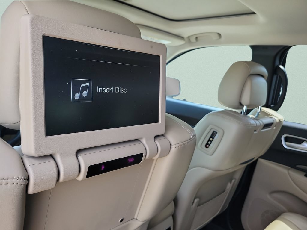 Used 2018 Dodge Durango Citadel w/ Technology Group AWD/4WD image 12