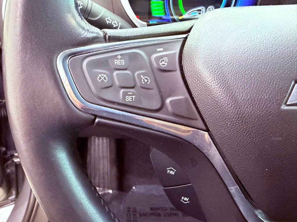 Used 2018 Chevrolet Volt LT w/ Comfort Package FWD image 18