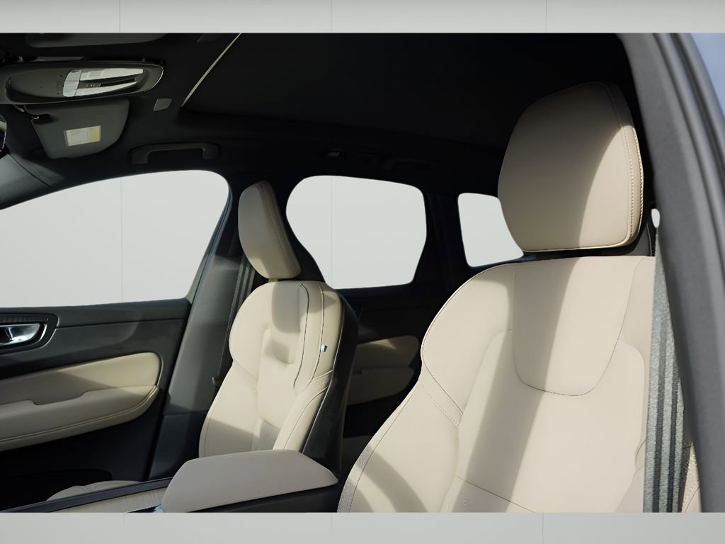 New 2026 Volvo XC60 B5 Plus w/ Protection Package Premier AWD/4WD image 17