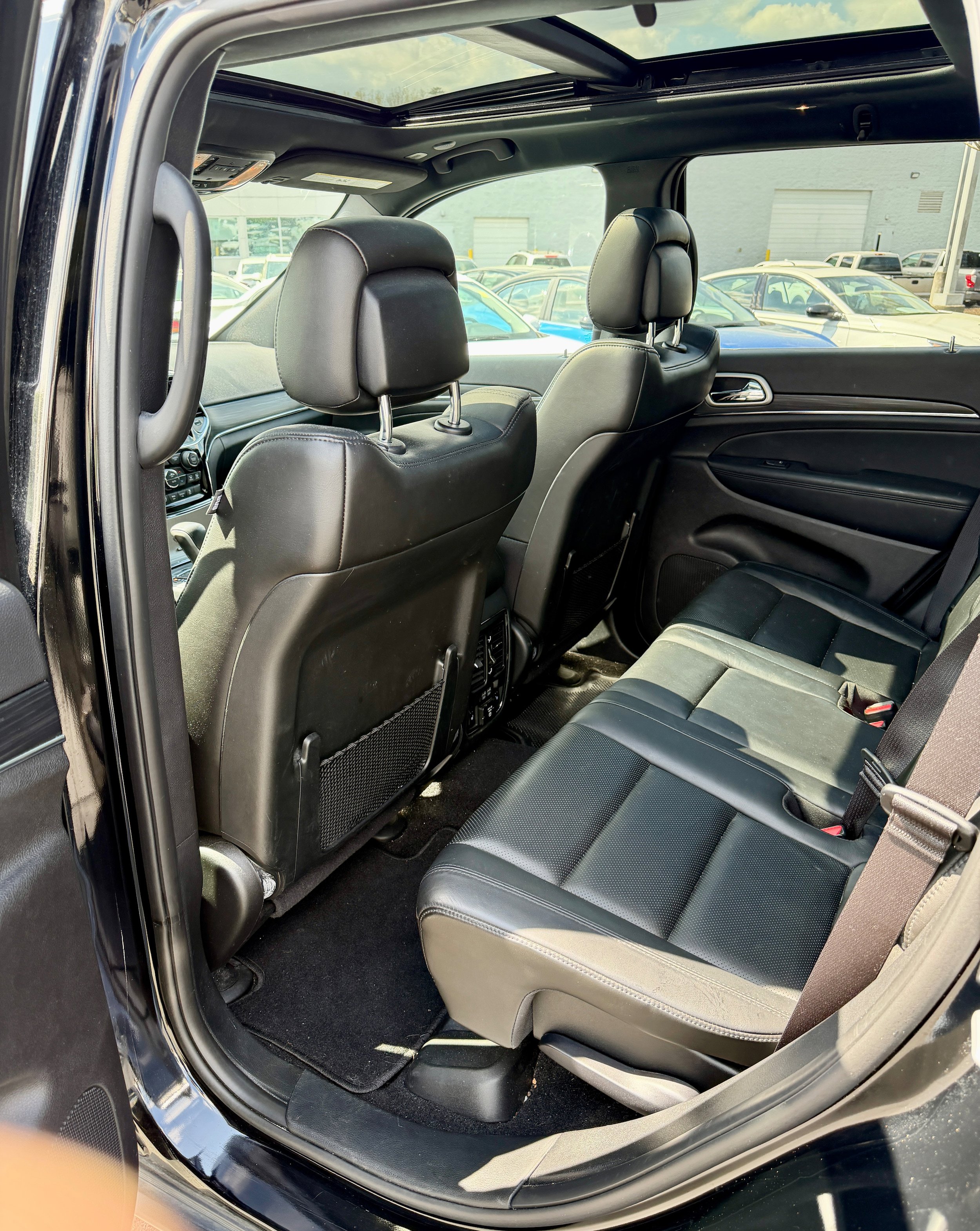 Used 2020 Jeep Grand Cherokee Limited w/ Luxury Group II RWD image 8