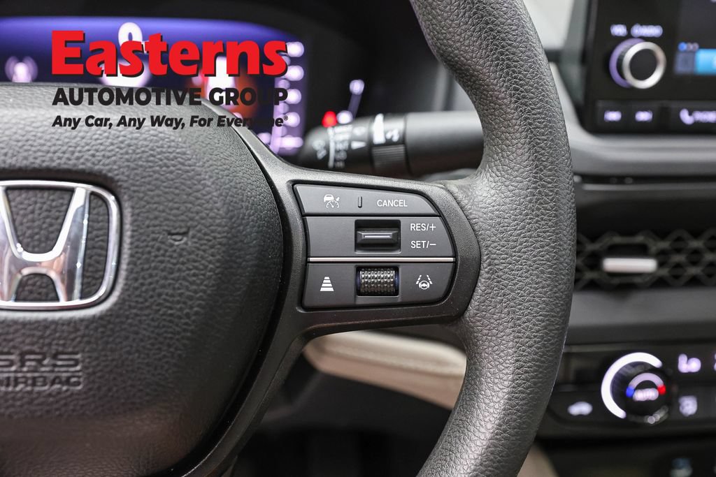 Used 2025 Honda Accord SE image 16