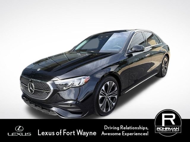 Used 2025 Mercedes-Benz E 350 4MATIC Sedan image 1