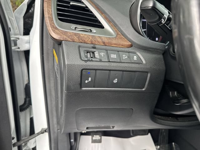 Used 2018 Hyundai Santa Fe Sport w/ Cargo Package FWD image 26
