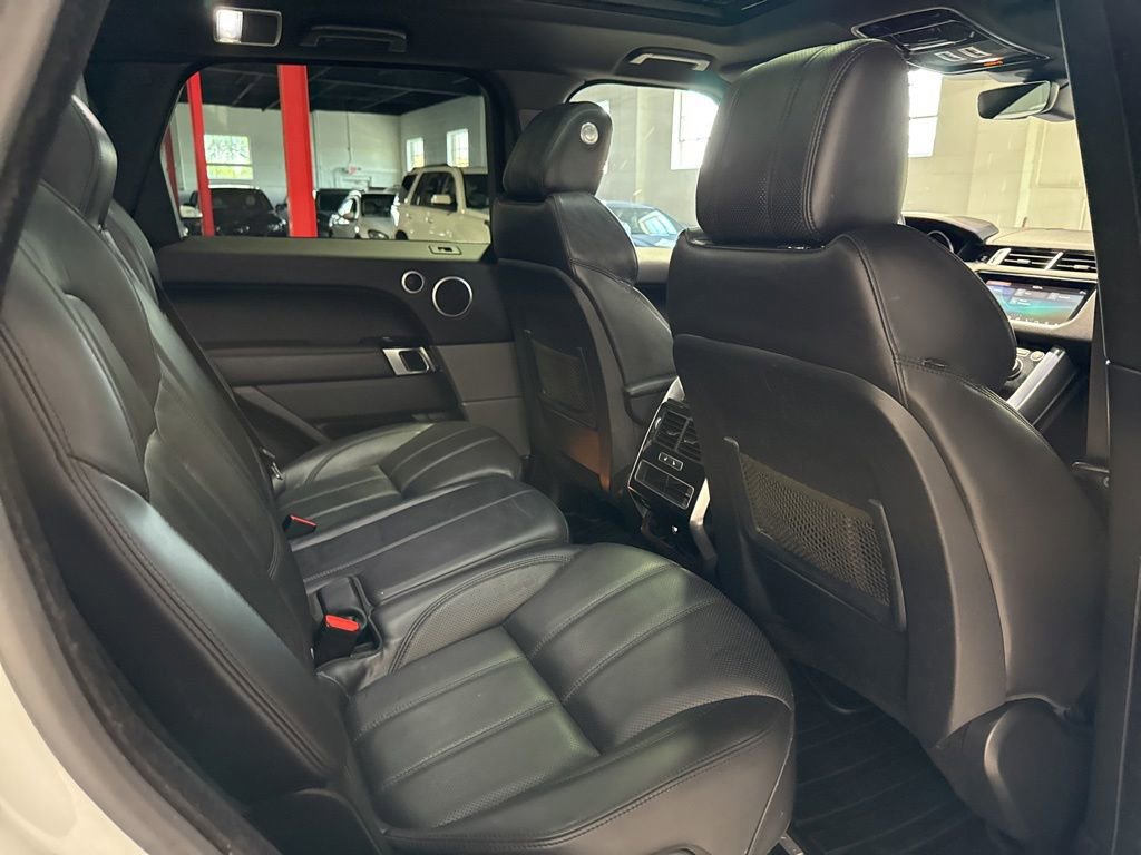 Used 2017 Land Rover Range Rover Sport HSE AWD/4WD image 39