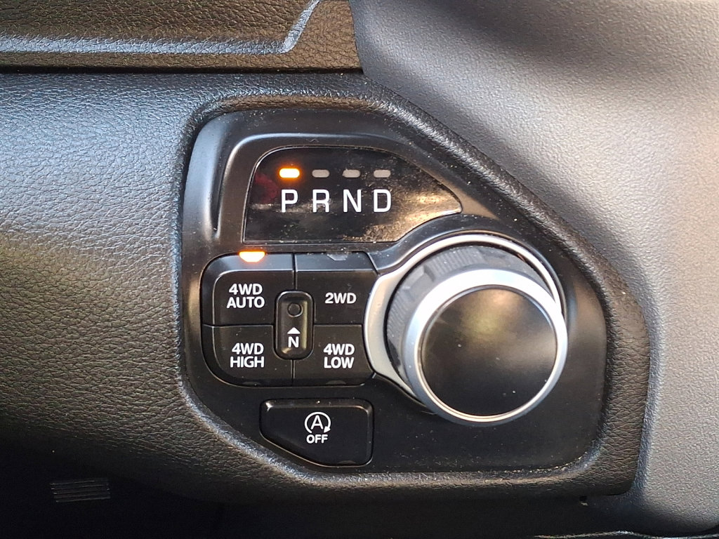 Used 2022 RAM 1500 Big Horn AWD/4WD image 30