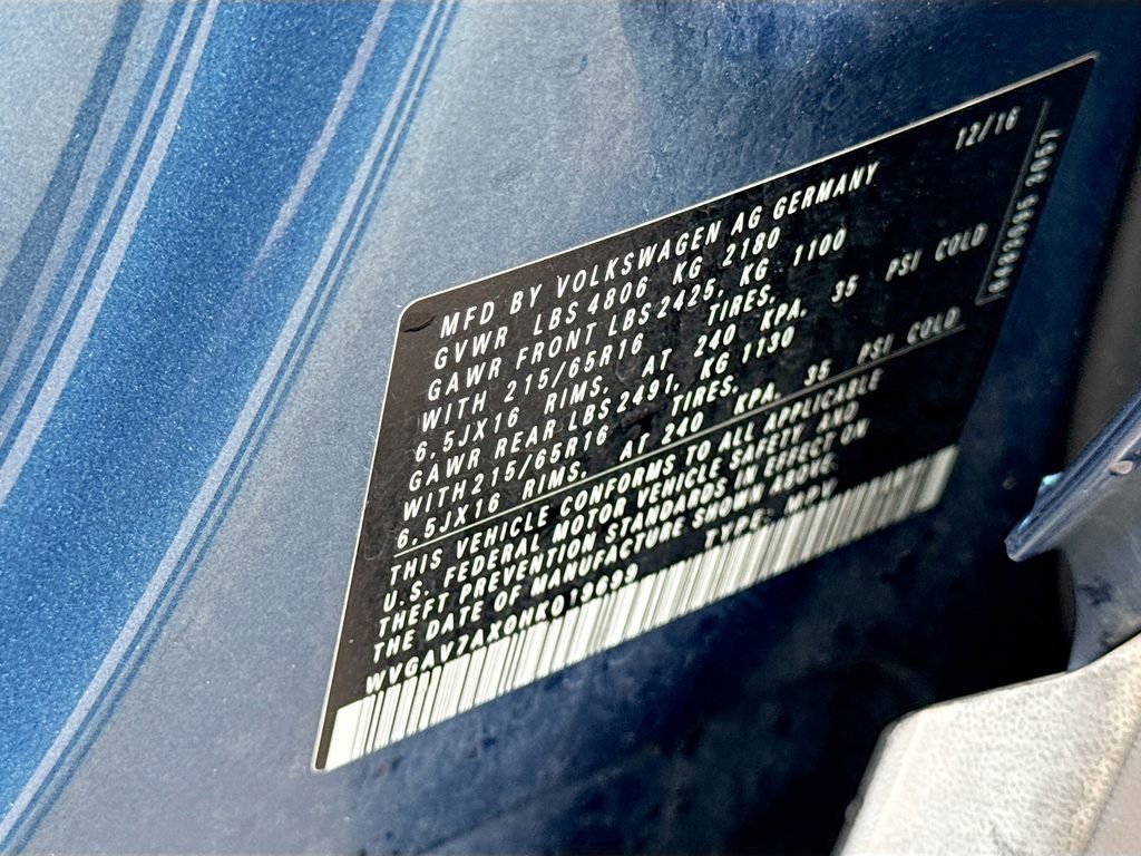 Used 2017 Volkswagen Tiguan S image 41