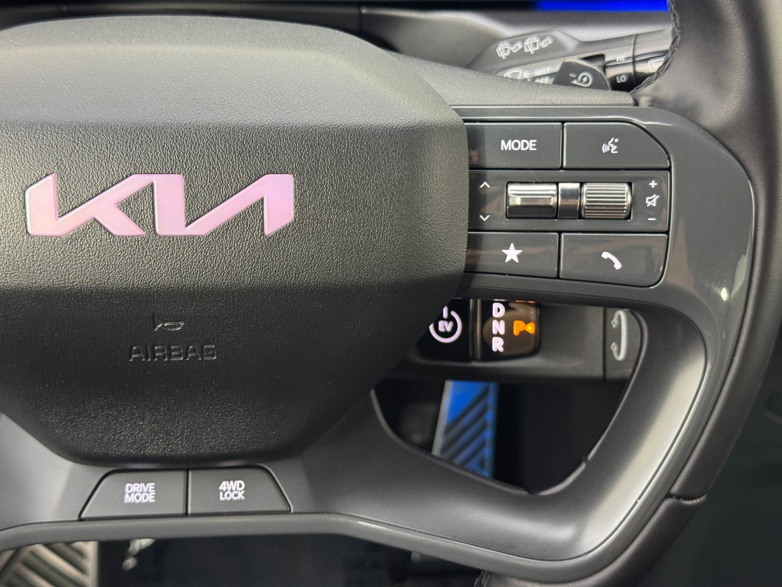Used 2025 Kia EV9 GT-Line image 24