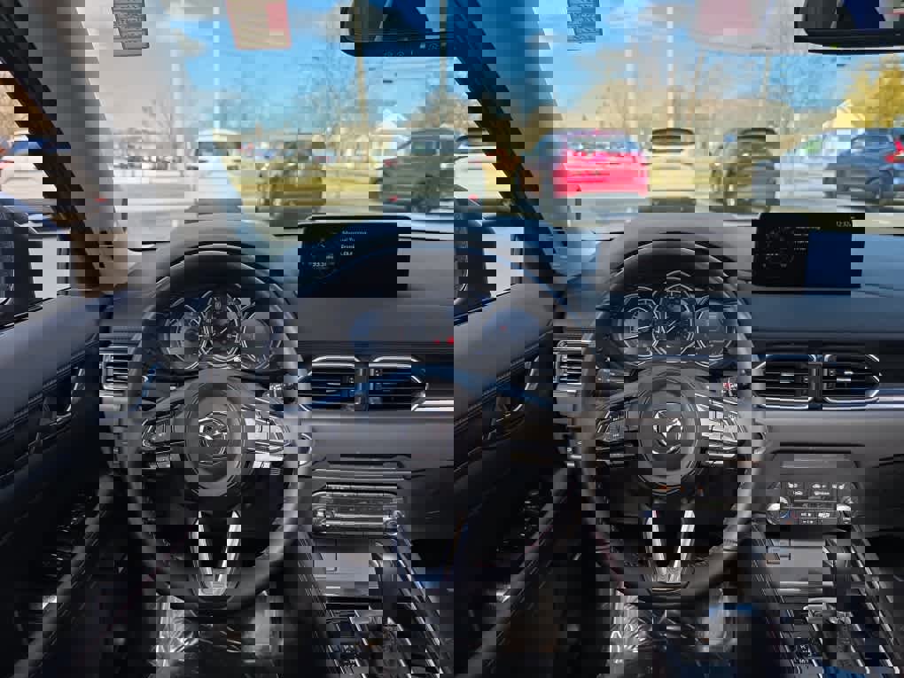 Used 2025 MAZDA CX-5 Carbon Edition image 17