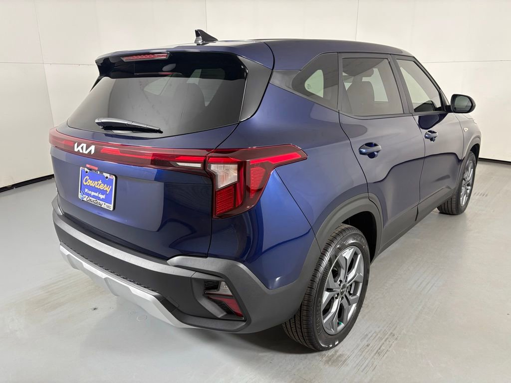 New 2026 Kia Seltos LX image 8
