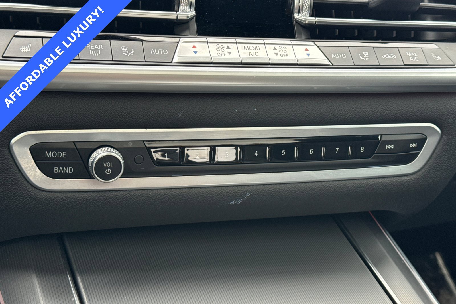 Used 2020 BMW X5 xDrive40i w/ Parking Assistance Package image 21