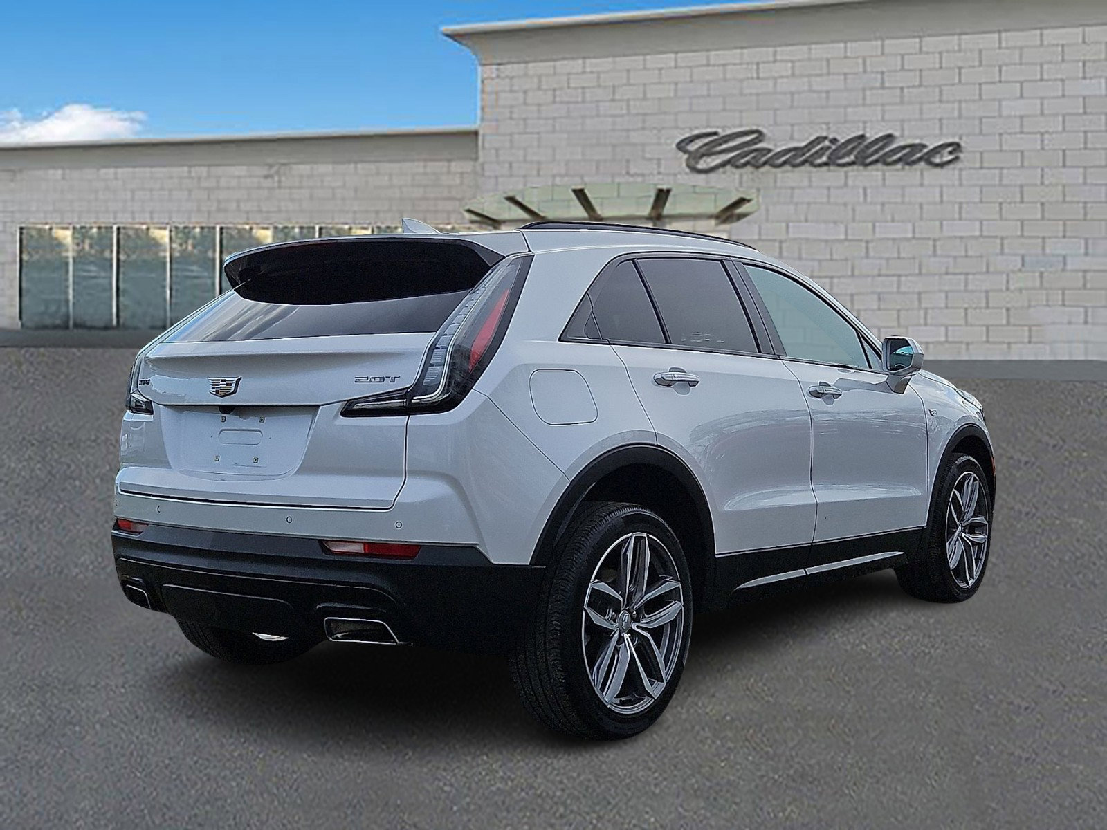 Used 2019 Cadillac XT4 Sport image 4