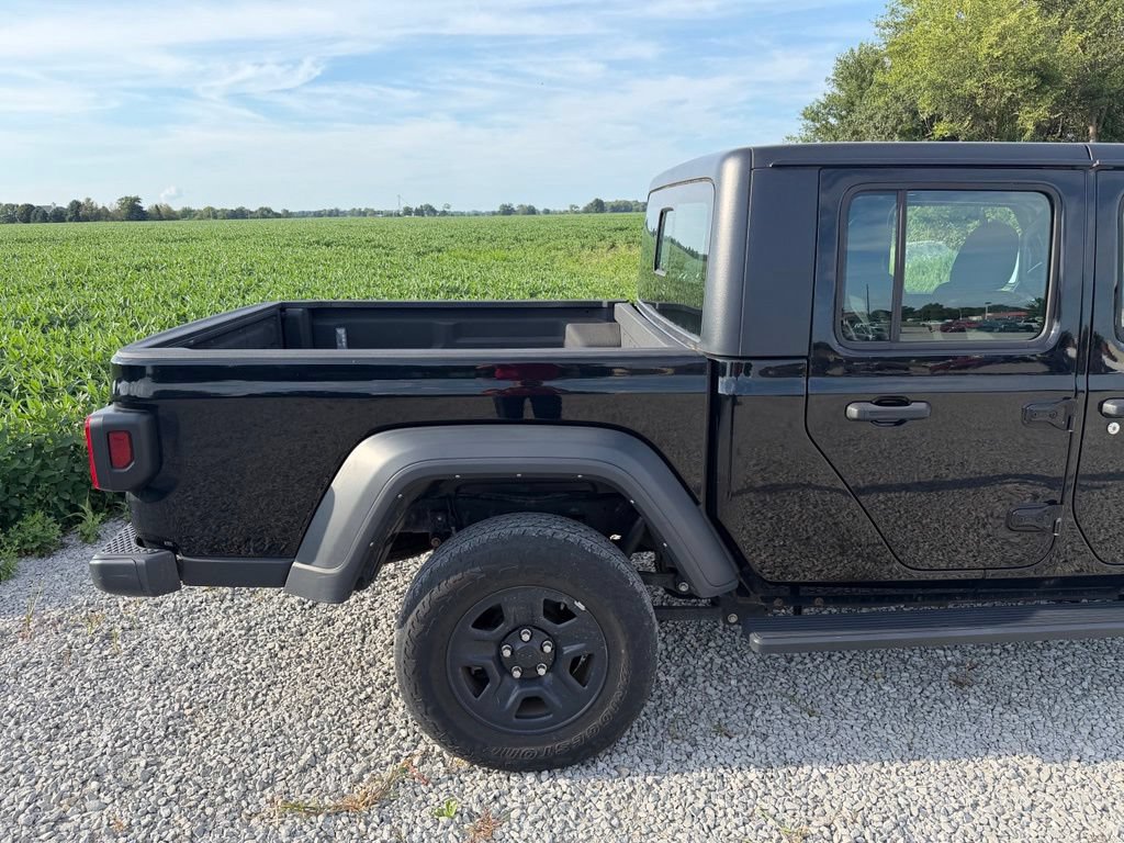 Used 2022 Jeep Gladiator Sport w/ Trailer Tow Package AWD/4WD image 10