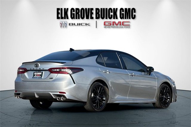 Used 2021 Toyota Camry XSE image 4