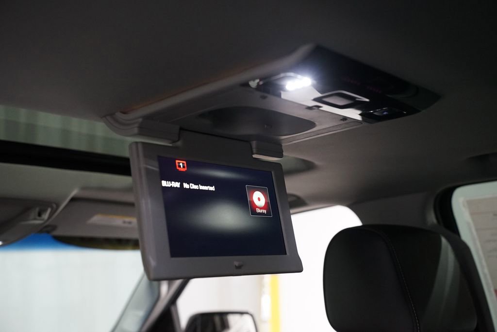 Used 2016 GMC Yukon Denali w/ Open Road Package image 27