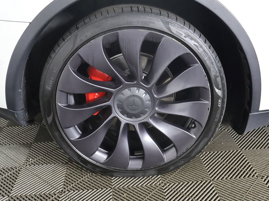 Used 2021 Tesla Model Y Performance AWD/4WD image 19