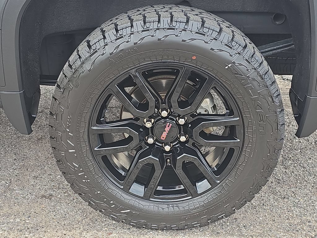 Certified 2021 GMC Sierra 1500 Elevation w/ LPO, Elevation Black Package AWD/4WD image 37