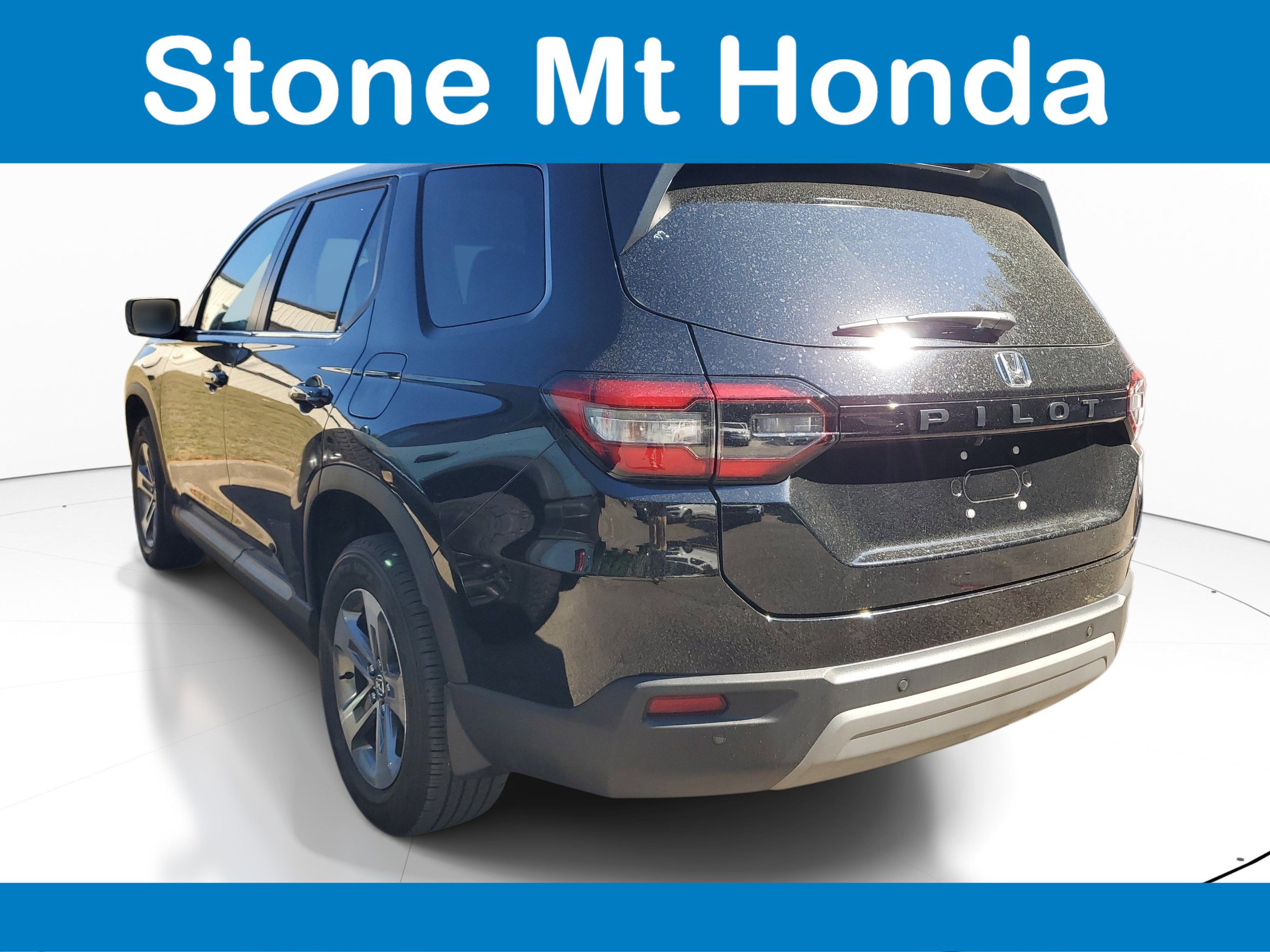 Used 2025 Honda Pilot EX-L image 8