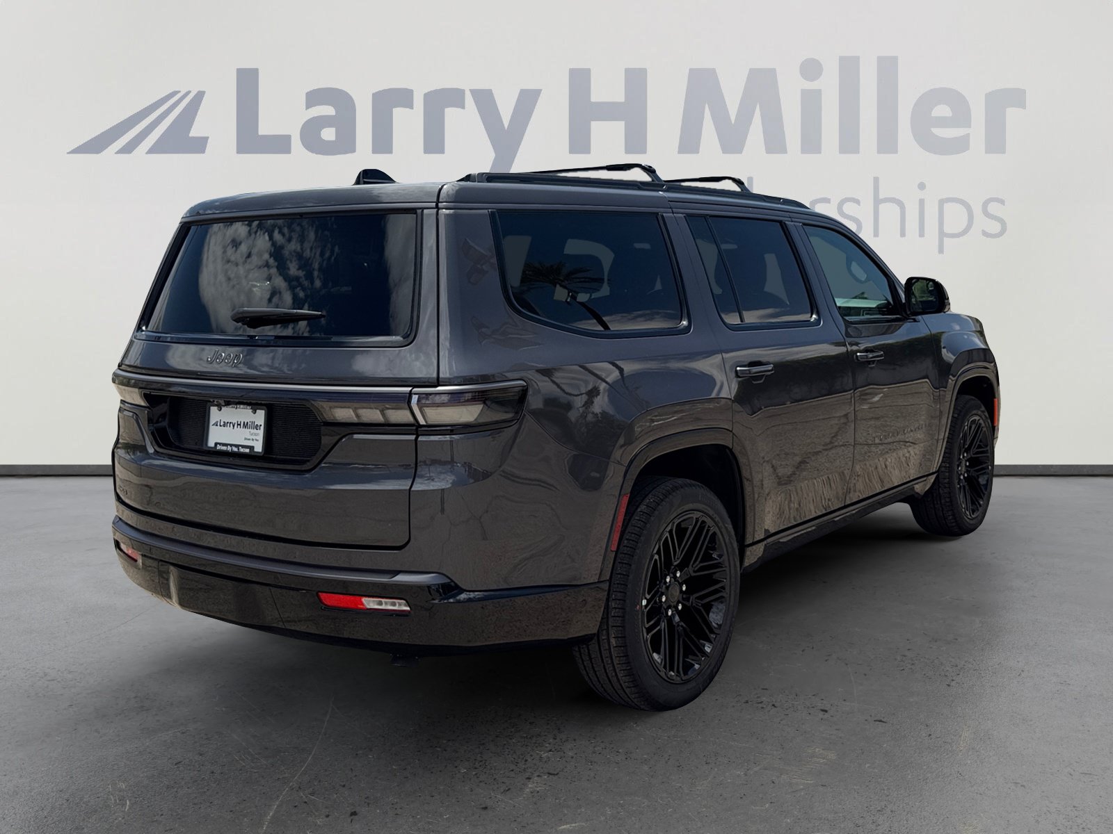 New 2026 Jeep Grand Wagoneer Limited AWD/4WD image 5