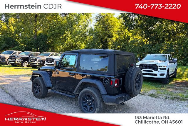 Used 2023 Jeep Wrangler Sport AWD/4WD image 5