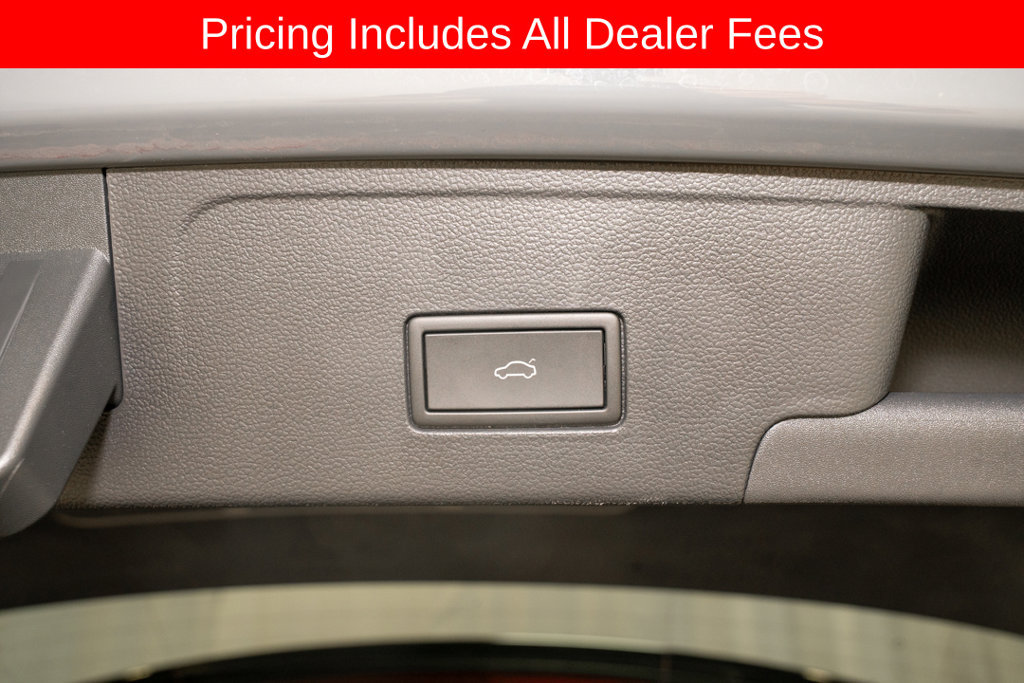 Used 2025 Volkswagen Atlas Cross Sport SEL R-Line AWD/4WD image 6