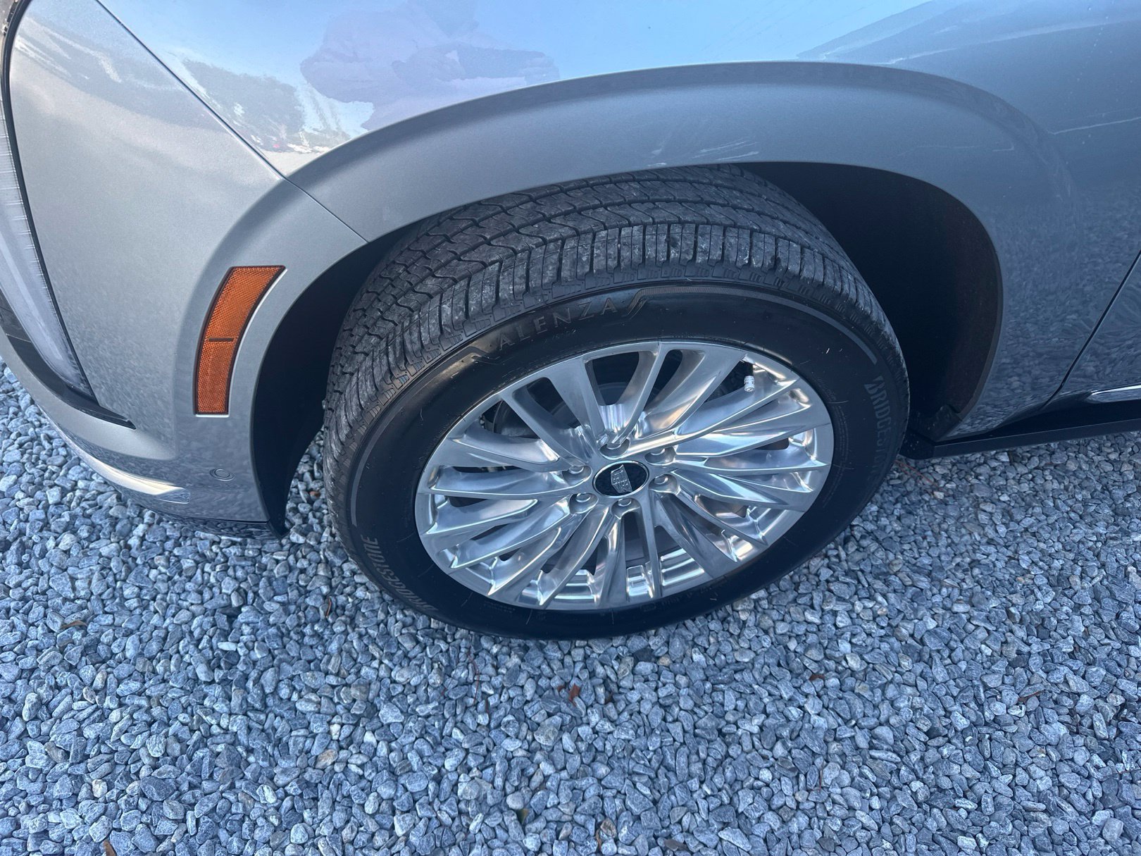 Used 2026 Cadillac Escalade Luxury RWD image 2