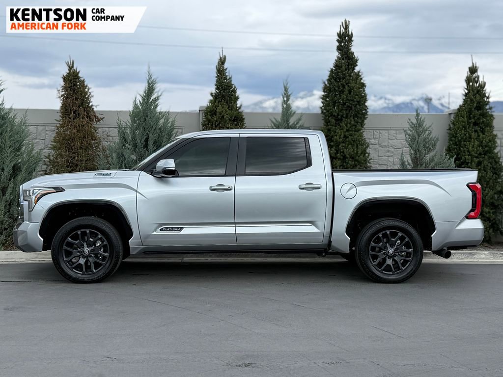Used 2025 Toyota Tundra Platinum AWD/4WD image 4